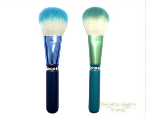 化妝刷挑選指南，助你打造精致妝容！